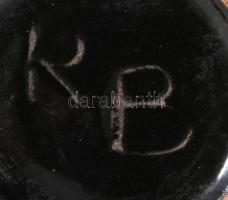 R.B. jelzéssel: Halszálkamintás tál. Felületi sérüléssel, d: 13 cm