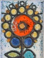 M Kiss Katalin: virágmintás fali plakett. Samottos kerámia, jelzett, 19,5x10 cm