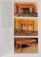 Clara Santini: Mille mobili veneti. Vol. I-III.
Vol. I. L'arredo domestico in Veneto dal sec. ...