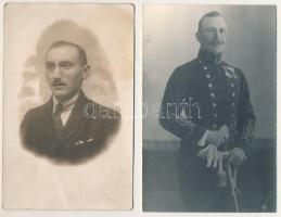 15 db RÉGI férfi portré, főleg fotó képeslapok; vegyes minőségben / 15 pre-1945 male portraits, main...