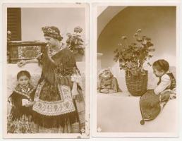 8 db RÉGI magyar folklór, népviselet képeslap / 8 pre-1945 Hungarian folklore postcards