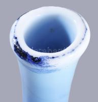 Krémes színezésű szakított üveg váza, jelzés nélkül, hibátlan, m: 28 cm