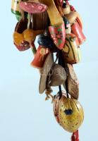 cca 1960 Balatoni és egyéb emlék tárgyak, trafikárú, kis fa tárgyak