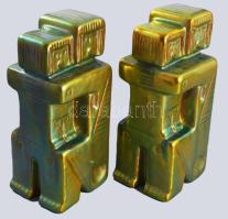 Zsolnay kisplasztika - Anya gyermekével könyvtámasz pár. Terv.: Nádor Judit (1934-2018). Selyemfényű...