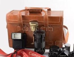 Canon A-1 kamera FD 50 mm 1:1,4 objektívvel + Vivitar makro objektív 28-90 1:2,8-3,5. További tartoz...