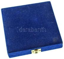 DN "Berzsenyi Dániel Gimnázium Bp. / ...S szabad nép tesz csuda dolgokat..." kétoldalas br...