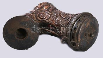 Gazdagon faragott antik fa pipa, 13 latos ezüst (Ag) szerelékkel, jelzett. h: 11 cm