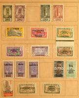 2 db Világalbum lapjai bélyegekkel, megviselt állapotban