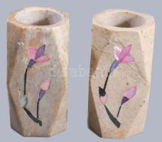 2 db faragott zsírkő váza berakással 10 cm