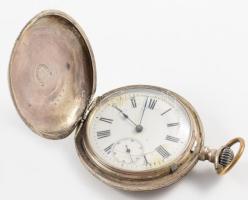 Antik ezüst (Ag) tokos zsebóra, jelzett, működik, címeres díszítéssel, sérült üveggel és számlappal, működik, d: 5 cm, bruttó 98g