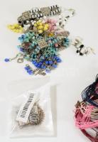 Vegyes bizsu tétel, közte hematit nyaklánc