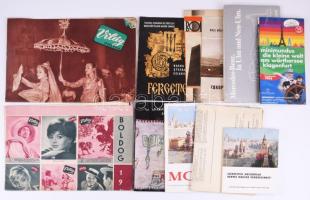 Vegyes nyomtatvány tétel, közte a Kolozsvári Állami Magyar Színház műsorfüzete, a prágai Zsidó Múzeum ismertető füzete, Moszkva térkép, Bologna prospektus, stb., összesen 11 db