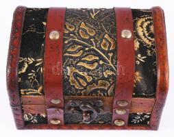 9 darab bontatlan szivar, díszdobozban