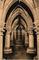 Pannonhalma, az alsó templom Szent István székével. W.R. felvétele (EK)