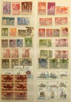 Ausztrália 850 db + Új-Zéland 300 db, hozzá gyarmatok
összesen 1.480 db bélyeg 32 lapos A4 berakóba...