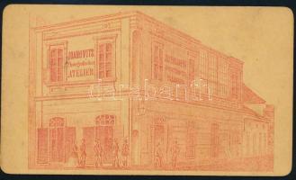 cca 1875 Anya gyermekeivel, vizitkártya Joanovits Stefán verseci műterméből, a verzón a műterem ábrá...