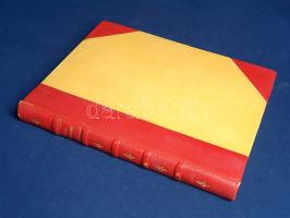 [Chartier, Émile-Auguste] Alain:  Stendhal. [Francia nyelvű, illusztrált irodalmi életrajz.] Paris, (1935). Les Éditions Rieder (Imprimerie des Presses Universaires de France). 106 + [2] p. + 20 t. (kétoldalas). Egyetlen kiadás. Émile-Auguste Chartier (1868-1951) francia filozófiatörténész, egyetemi tanár, közíró, a XX. század első évtizedeinek ünnepelt, szabadelvű tárcaírója. Stendhal-életrajzában a neves realista írónak állít emléket, ám az életrajz korántsem időrendben halad, hanem több, egymással párhuzamos és egymást kiegészítő Stendhal-képet ad: Stendhalról, a politikusról, Stendhalról, a szerelem elméletírójáról, Stendhalról, a zenekritikusról és Stendhalról, az elbeszélőről. Rendhagyó kismonográfiája gazdag képanyagát a grenoble-i Standhal Múzeum biztosította. Kötetünkből 43 számozott példány is készült, példányunk számozatlan. (Maitres des Littératures. Tome 20.) Aranyozott gerincű, álbordás korabeli félbőr kötésben. Az eredeti kiadói borítók bekötve. Körülvágatlan, jó példány.