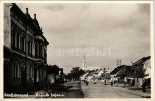 Bánffyhunyad, Huedin; Kossuth Lajos utca, templom, Gurzo Imre asztalos / street, church, shop
