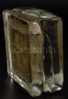 Jelzés nélkül: Üveg dísztárgy. Kézi hutaüveg, többrétegű, szövet a belsejében. 10,5x10,5x4,5 cm