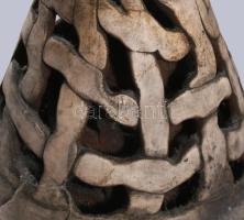 Szemereki Teréz (1947-): Kúp objekt. Kézzel formált kerámia, jelzett, hibátlan, m: 18 cm