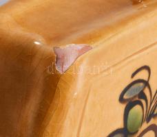 Mázas kerámia butella, kis mázhibával, m: 13 cm