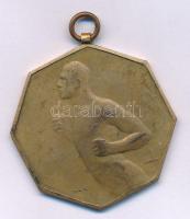 1903. "Kassai Atletikai Club 1903" bronz sport emlékérem füllel, "SGA" gyártói j...