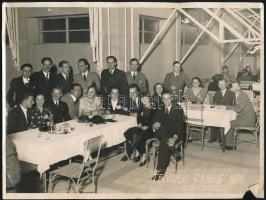 1938 Bp., Margitsziget, Felvidéki Majális, nagyméretű fotó, kis sérülésekkel, 18x24 cm