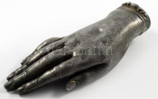 Ón női kéz levélnehezék, h: 18 cm