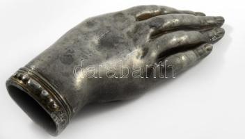 Ón női kéz levélnehezék, h: 18 cm