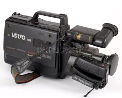 Grundig VS170 kamera, tartótáskájában, töltővel