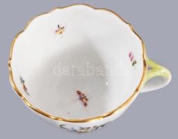 Fischer Emil kézzel festett csésze, jelzett, minimális kopással, m: 7 cm