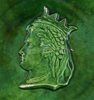 Jelzés nélkül: Erzsébet királyné. Fajansz fali tál, plasztikus. XIX. sz. kopott. d: 23 cm