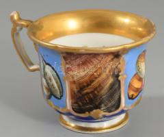 cca 1900 Kézzel festett kagylómintás csésze, jelzés nélkül, kis kopással, m: 6,5 cm