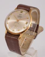 Cornavin 17 köves mechanikus karóra, szép számlappal, rég bőr szíjjal. d: 32 mm