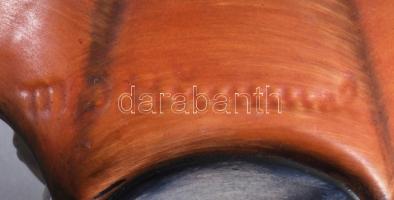 Hummel kislány napernyővel, jelzett, hibátlan, m: 12 cm