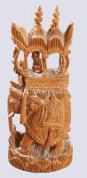 Faragott indiai fa szobor asztaldísz, m: 14 cm