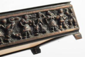 Iparművész díszdoboz, fa betéttel, 11x18,5 cm