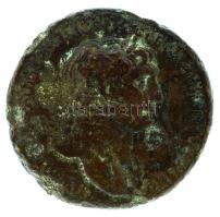 Római Birodalom 103-111 / Traianus / Róma / Sestertius bronz (24,17g) T:F ü. Roman Empire 103-111 / Trajan / Rome / Sestertius bronze "[IMP CAES NERVAE] TRAIANO AVG GER DAC PM TR P [COS V P P] / SPQR [OPT]IMO PR[INC]IPI - SC" the Danube standing left, placing knee on Dacia, whom he forces to the ground (24,17g) C:F dings RIC II 556