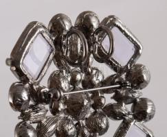 Lilaköves bross, d: 7 cm