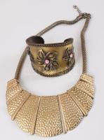 Fém nyakék + karperec kövekkel