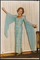 Szörényi Éva (1917-2009) színésznő saját kézzel dedikált fotója