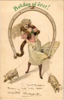 1902 Boldog Újévet! / New Year greeting art postcard, lady with pigs and horseshoe. litho