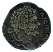 Római Birodalom 196 / Septimus Severus / Róma / Denarius Ag (3,47g) T:XF,VF
Roman Empire 196 / Sept...