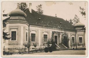 1930 Lédec, Ladce; Ústredny dom Mil. Sestier (kastiel) / Irgalmas Nővérek központi háza (Motesiczky kastély), apácák / central house of the Sisters of Mercy (former castle). photo (kis szakadás / small tear)