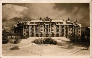 Tátrafüred, Ótátrafüred, Altschmecks, Stary Smokovec (Magas-Tátra, Vysoké Tatry); Nagyszálloda télen / Grand Hotel in winter. Fot. Hunfalvy (vágott / cut)