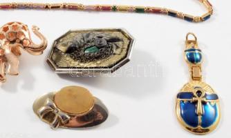 Zacskónyi vegyes bizsu tétel, közte ezüst (Ag) fülbevaló pár