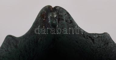 Öntöttvas kaspó. Négy lábbal, növényi ornamentikával díszített, hibátlan, masszív, nehéz, 21x21x20 c...