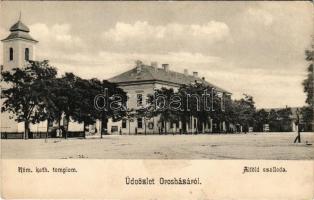 Orosháza, Római katolikus templom, "Alföld" szálloda (fl)