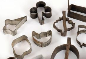 15 darab régi kinyomó forma