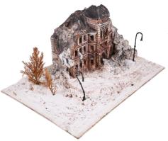 Lerombolt havas ház - egyedileg készült makett, 40x26 cm